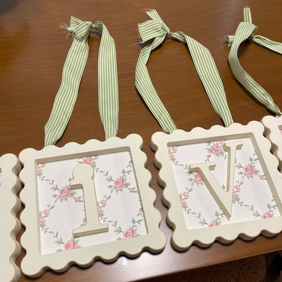 OLIVIA Pottery Barn framed letter name - Picture 6 of 8